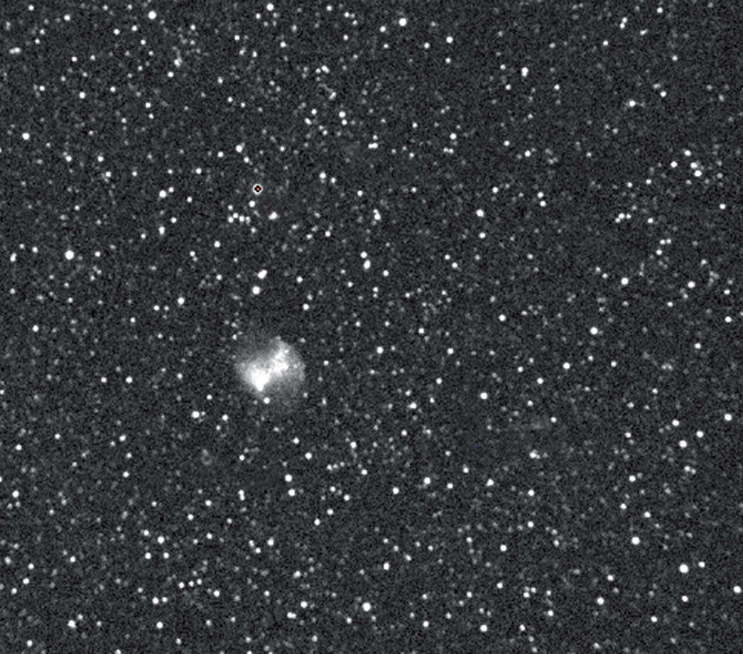 Der Exoplanet HD189733b ist ein geeigneter Kandidat für
den Einstieg in die Exoplaneten-Beobachtung, auch da der Stern, den
der Exoplanet umkreist, sich durch seine Nähe zum bekannten Hantelnebel
(M27) leicht finden lässt. U. Dittler