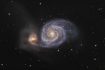 Die Whirlpool-Galaxie M 51 im Sternbild Jagdhunde 