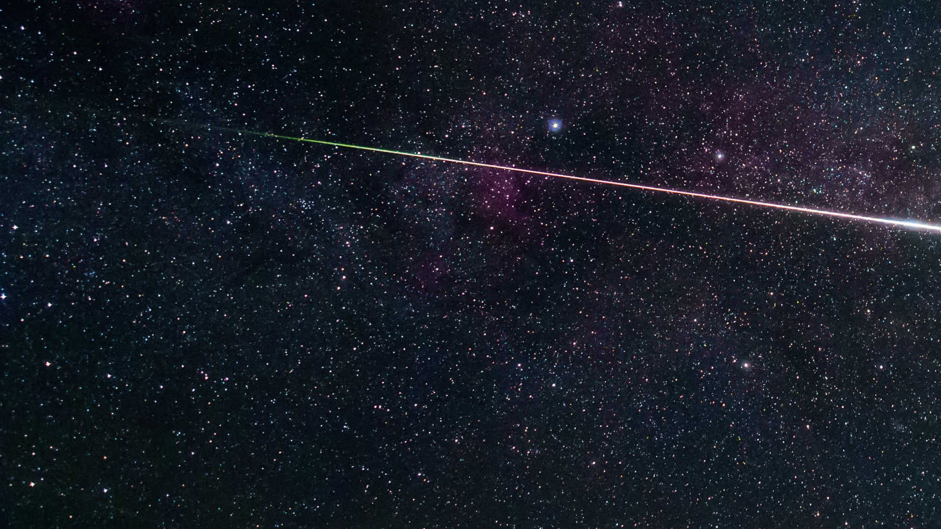 Une lumineuse Perséide, observée pendant les BTM (Journées Bavaroises de l’Astronomie) de Pfünz. Johannes Hildebrandt