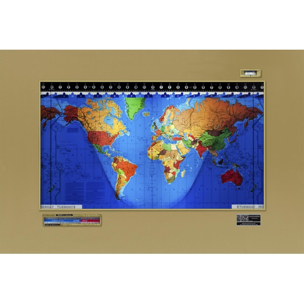 Geochron Original Kilburg in gold eloxierter Aluminiumausführung und goldfarbenen Zierleisten
