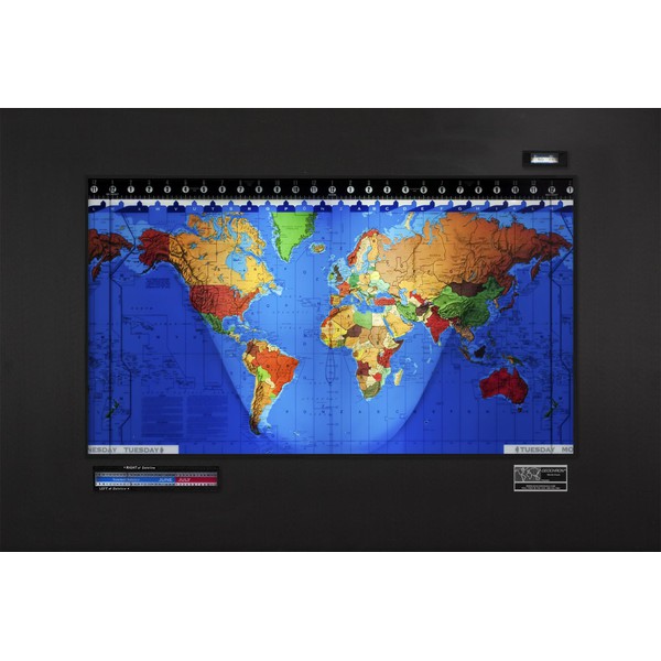 Geochron Original Kilburg in schwarz eloxierter Aluminiumausführung und schwarzen Zierleisten