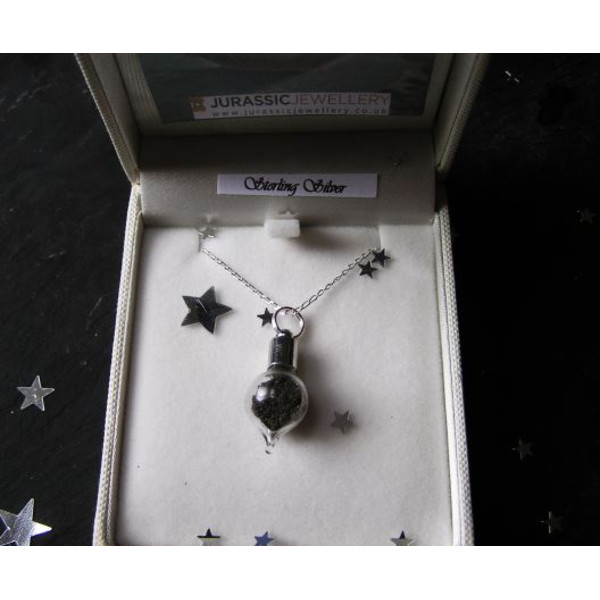 Jurassic Jewellery collier poussière de météorite (pendentif forme de goutte)