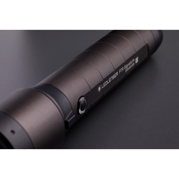 Lampe de poche LED LENSER P7R Signature