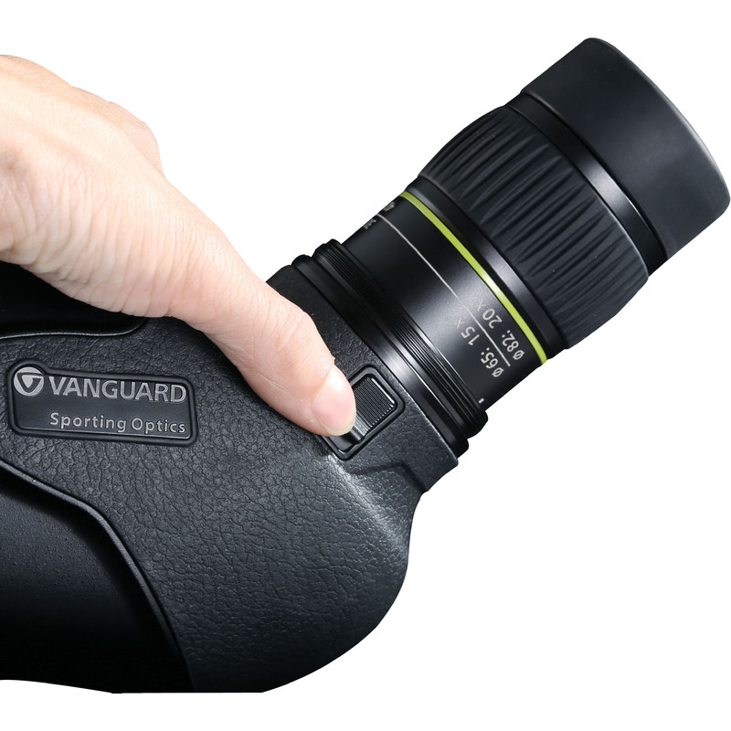 Longue-vue Vanguard Endeavor HD 65A  visée inclinée + oculaire zoom 15-45x