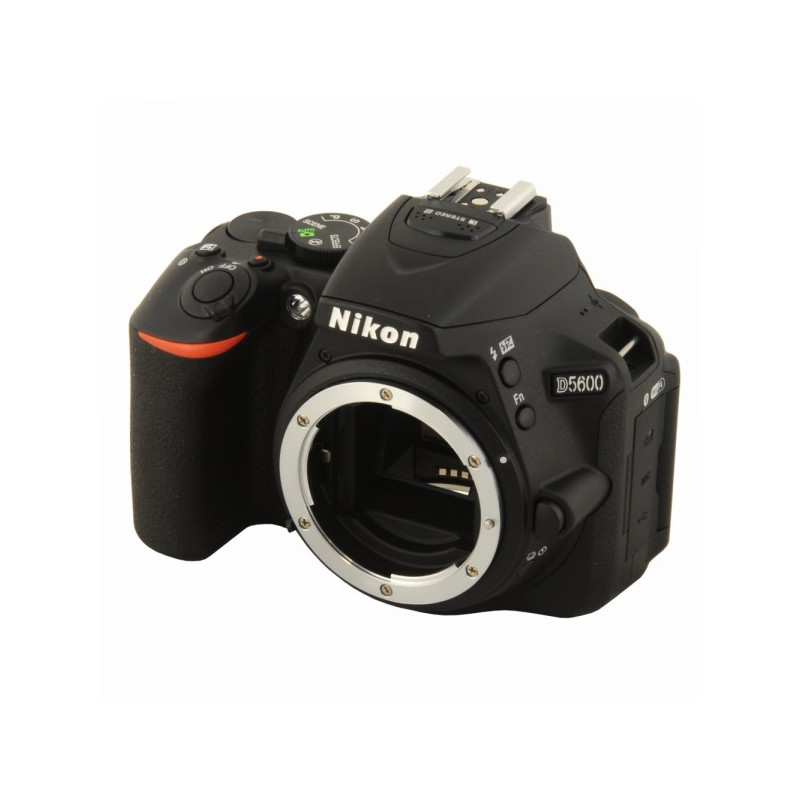 Caméra Nikon DSLR D5600a Full Range