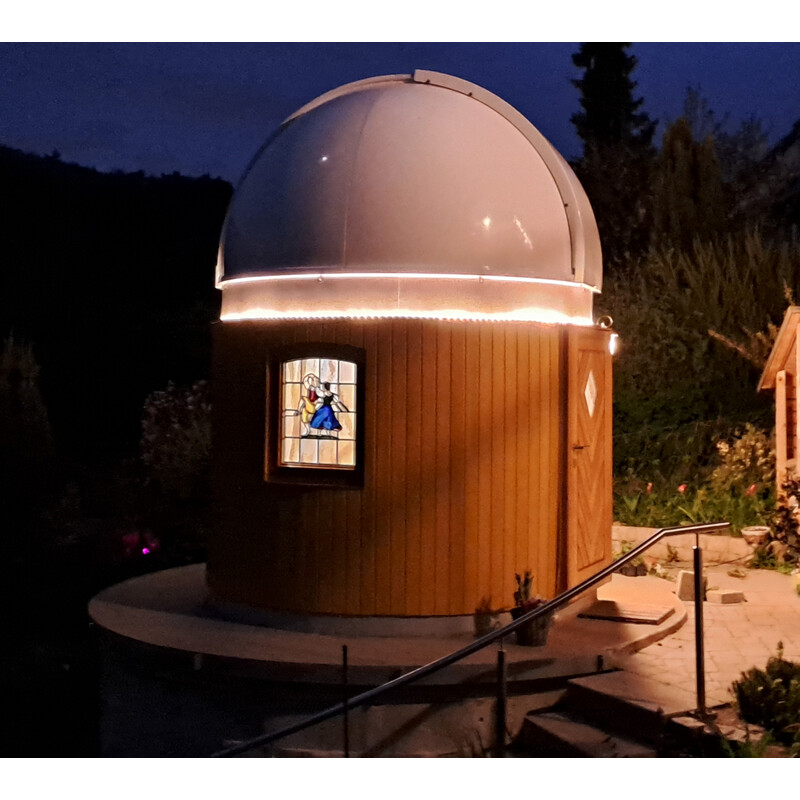 Pulsar Dôme d'observatoire 2.7m avec embase