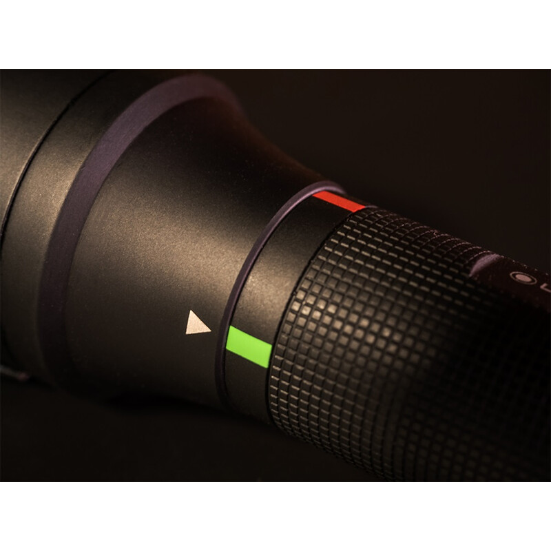 Lampe de poche LED LENSER P6R Core QC