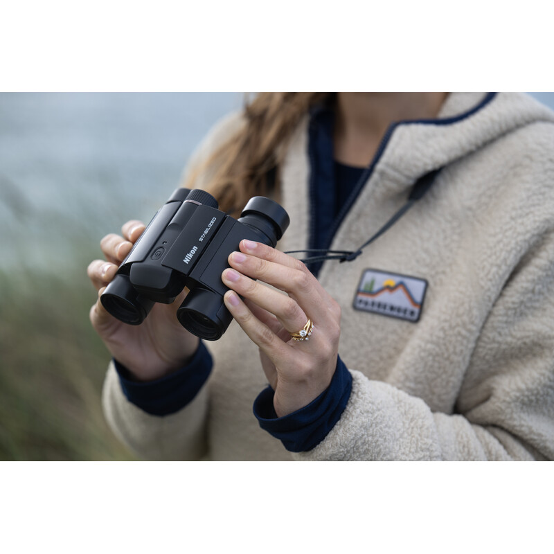 Nikon Jumelles à image stabilisée 10x25 S