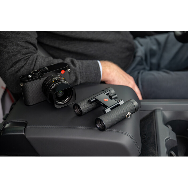 Jumelles Leica Noctivid 8x25 noir revêtu de cuir